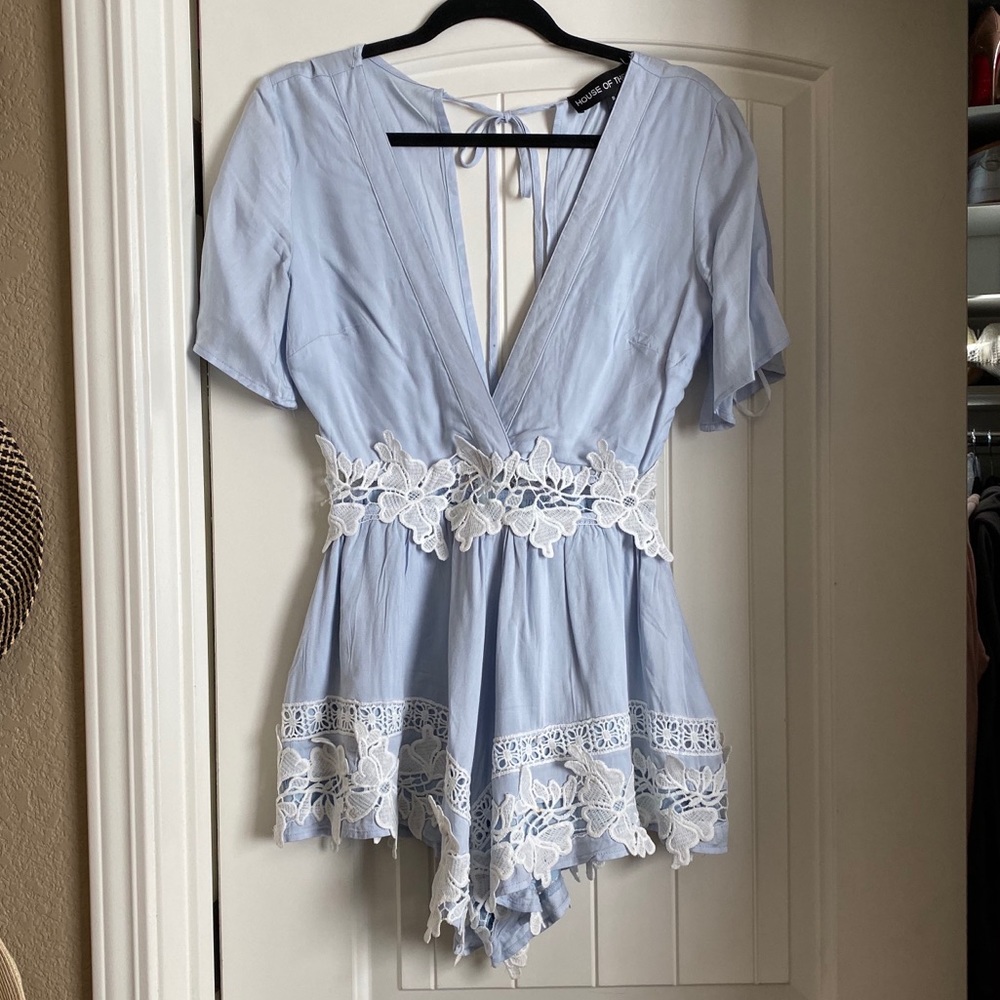 LF baby blue white lace romper small